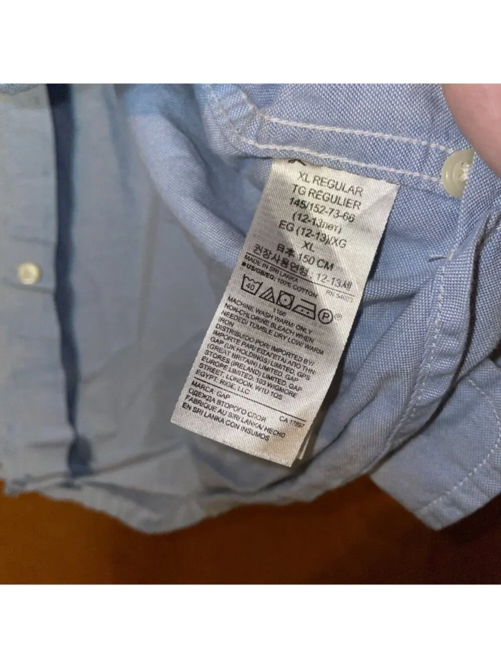 Gap Kids Light Blue Button-Up Shirt XL (12) 100% Cotton Long Sleeve Classic Fit